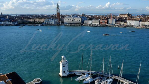 Venetian horizon