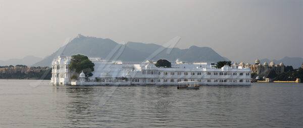 Lake Palace Hotel situated on Lake Pichola in Udaipur, India.