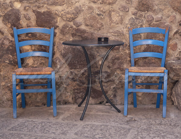 Blue chairs and pedestal table